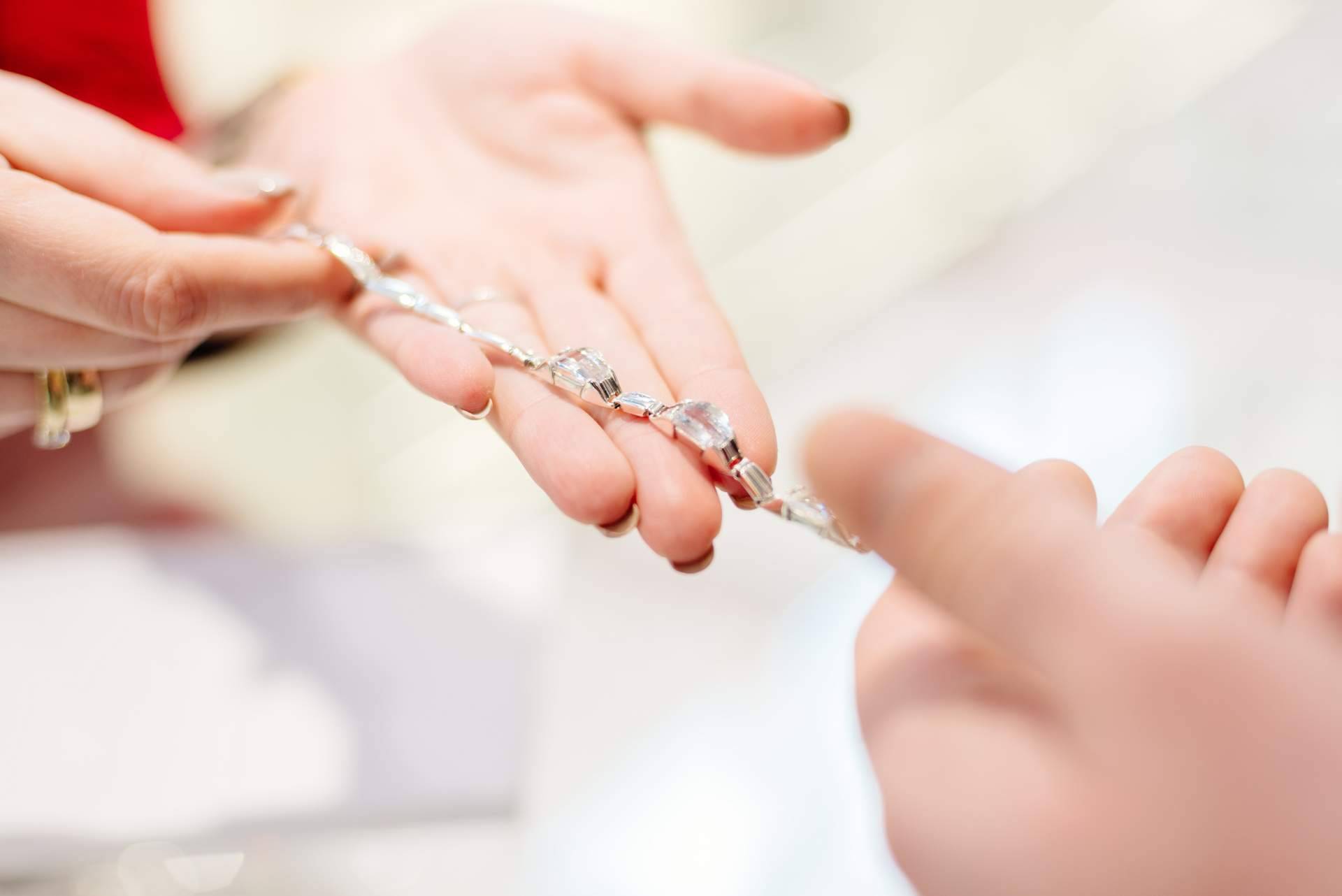 El comprador de joyas de confianza, Bonhill