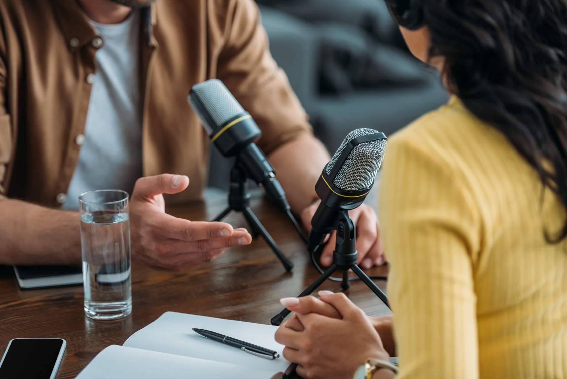 Bernat Alonso entrevista a Elena Fuentes de Wow Creative en el Podcast DTF