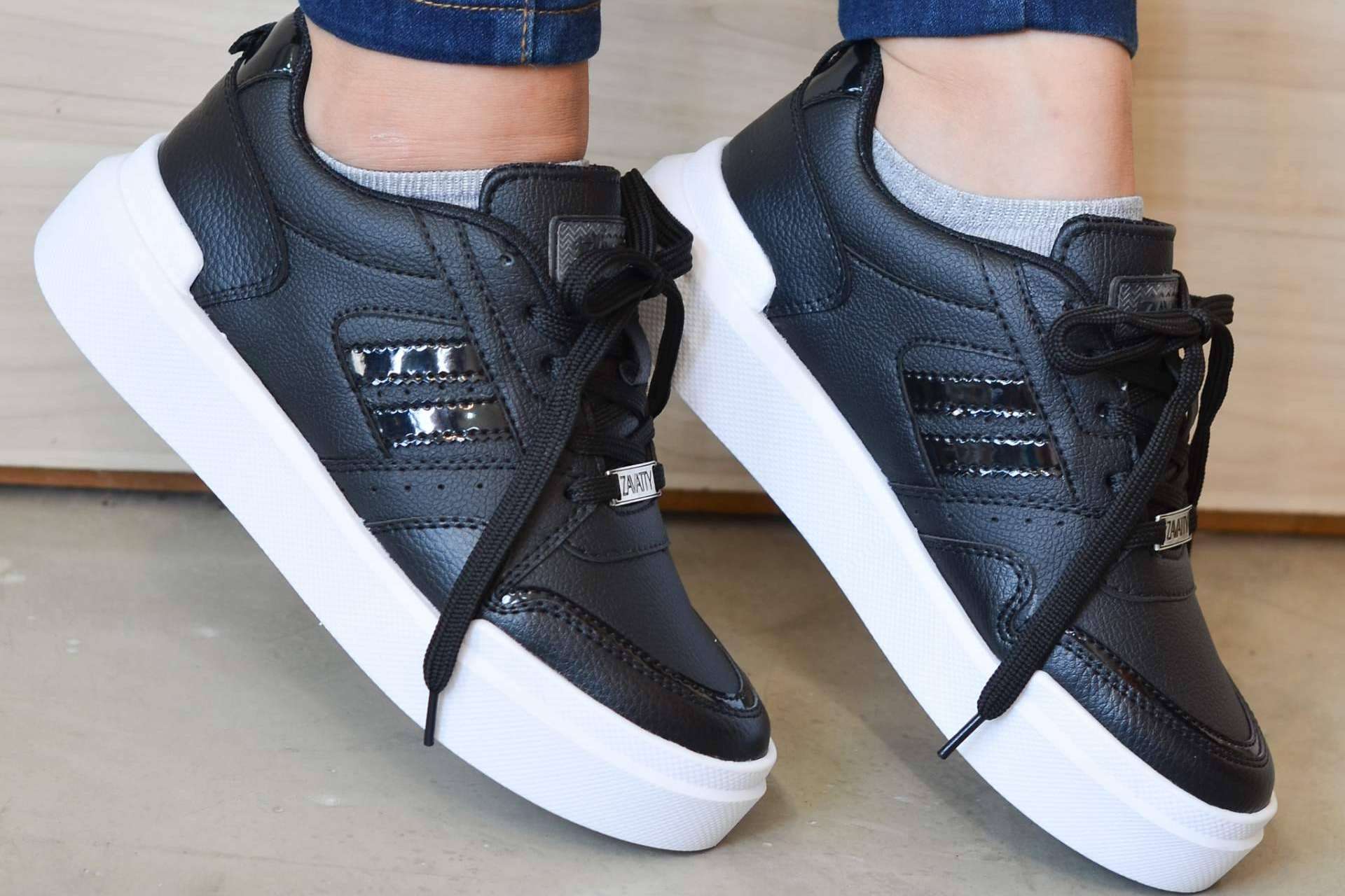 Zavatty y su amplio catálogo de zapatos para mujer