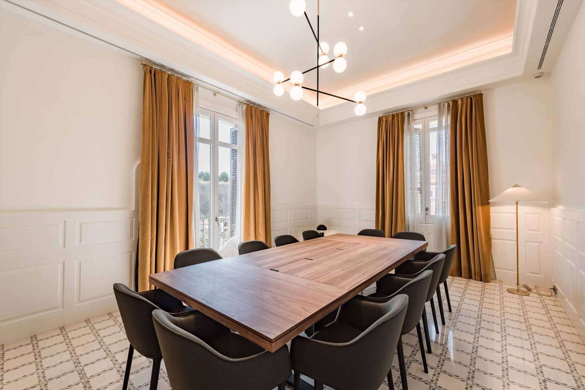 Expertos en interiorismo de oficinas y viviendas, INDAStudio
