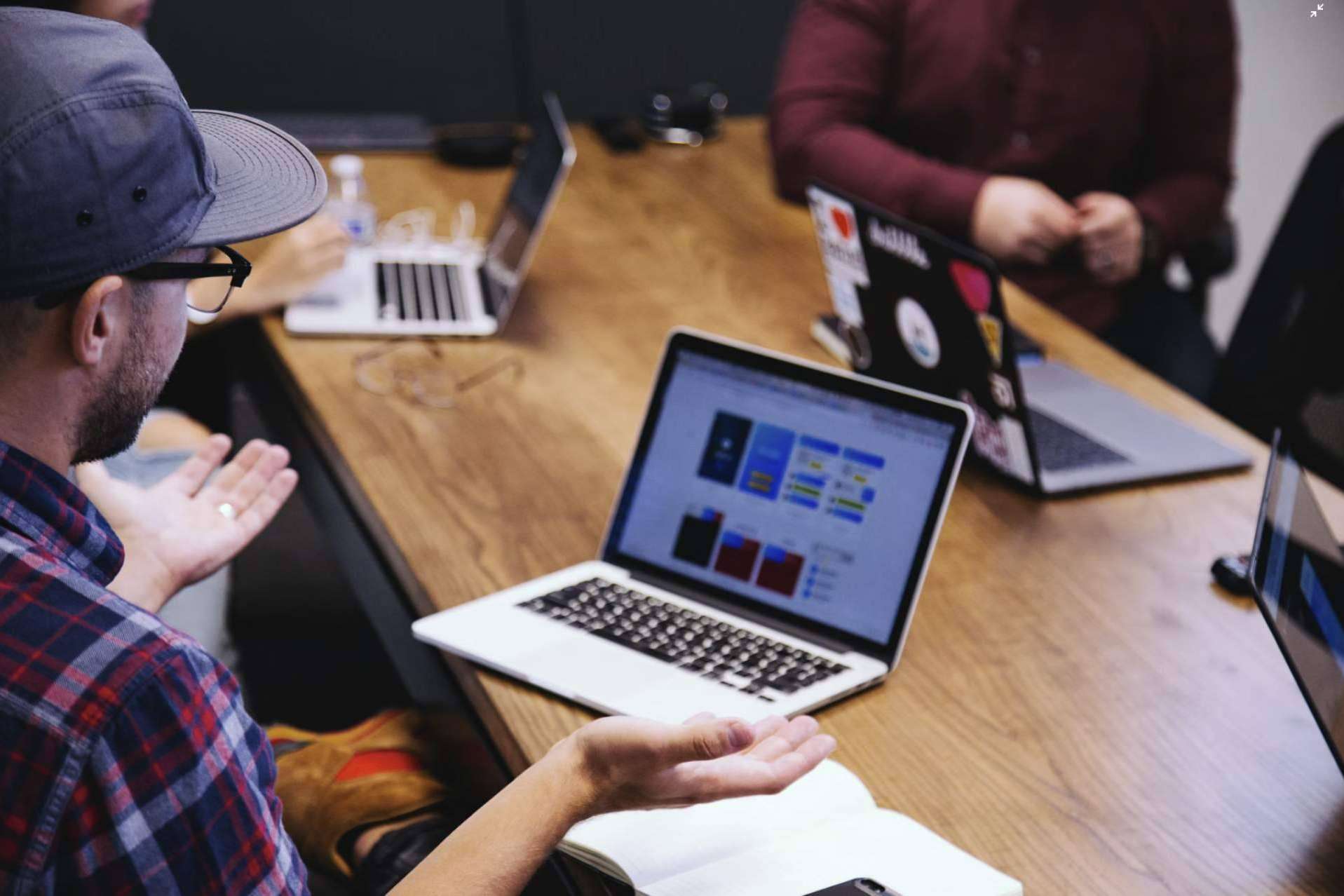 La importancia del proceso de digitalización de las empresas, por Wheel Hub