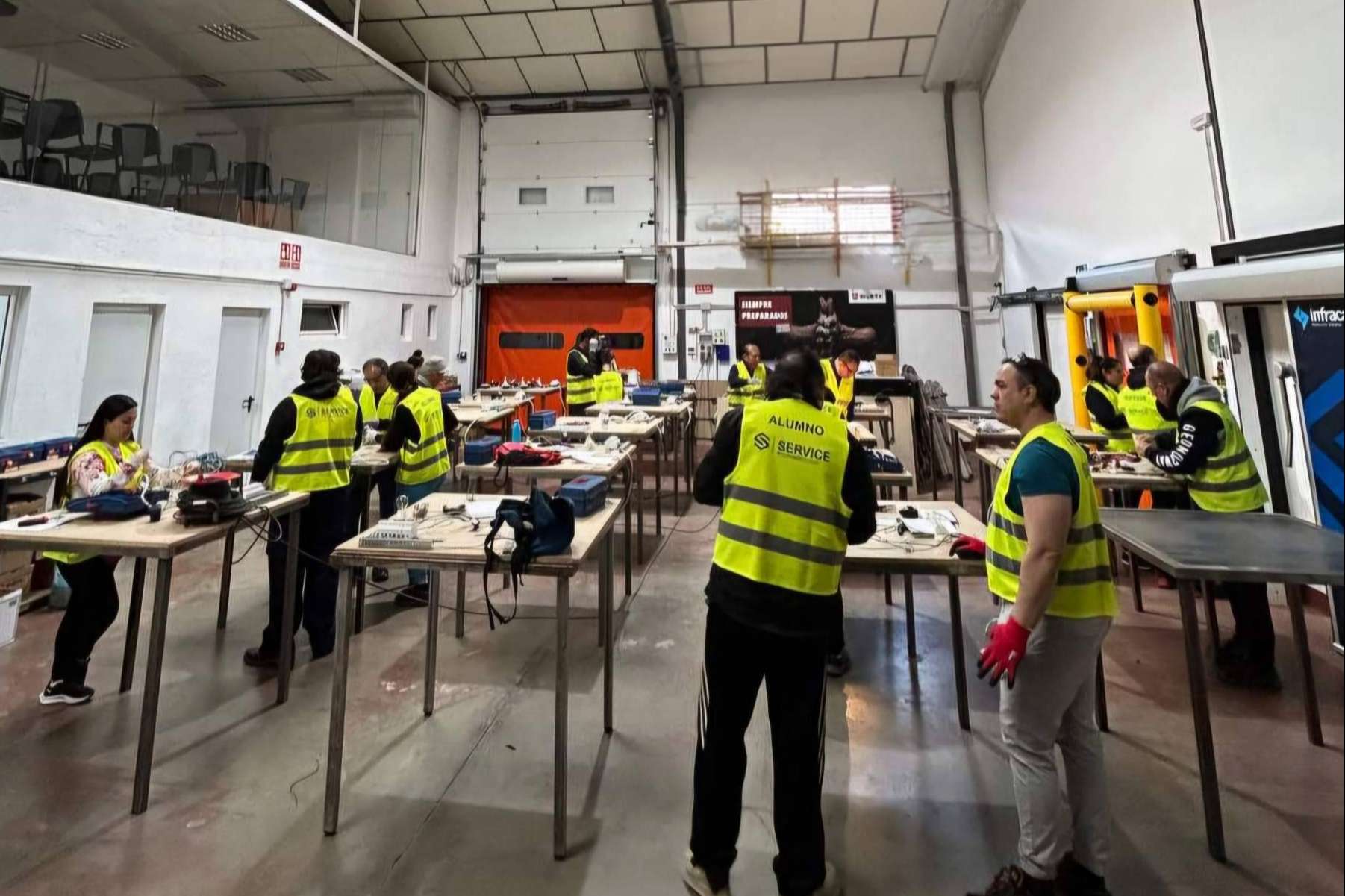 Excelencia educativa en los programas formativos de la plataforma Servicedoor Formación