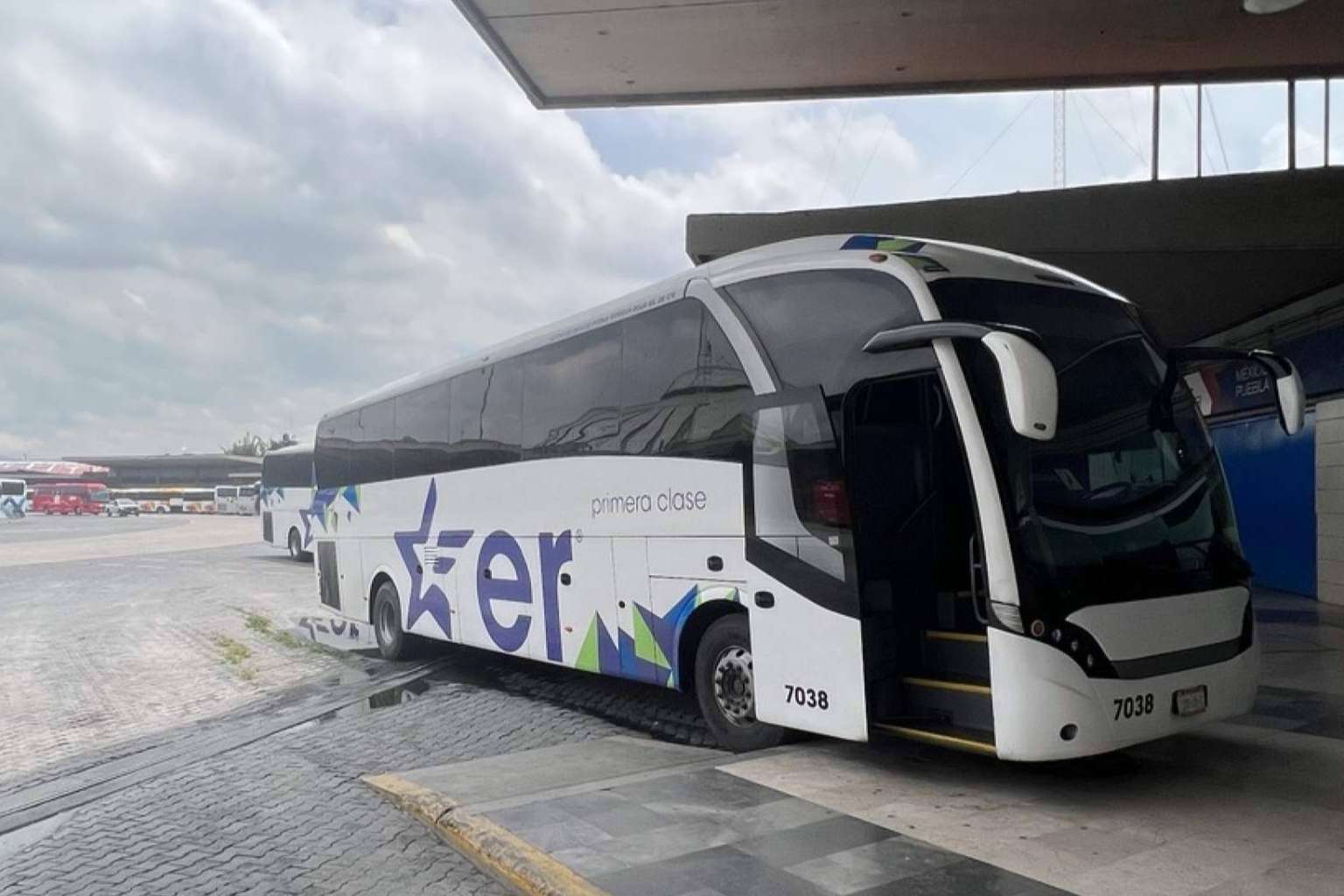 Una de las mejores alternativas para viajar entre Puebla y México es Estrella Roja
