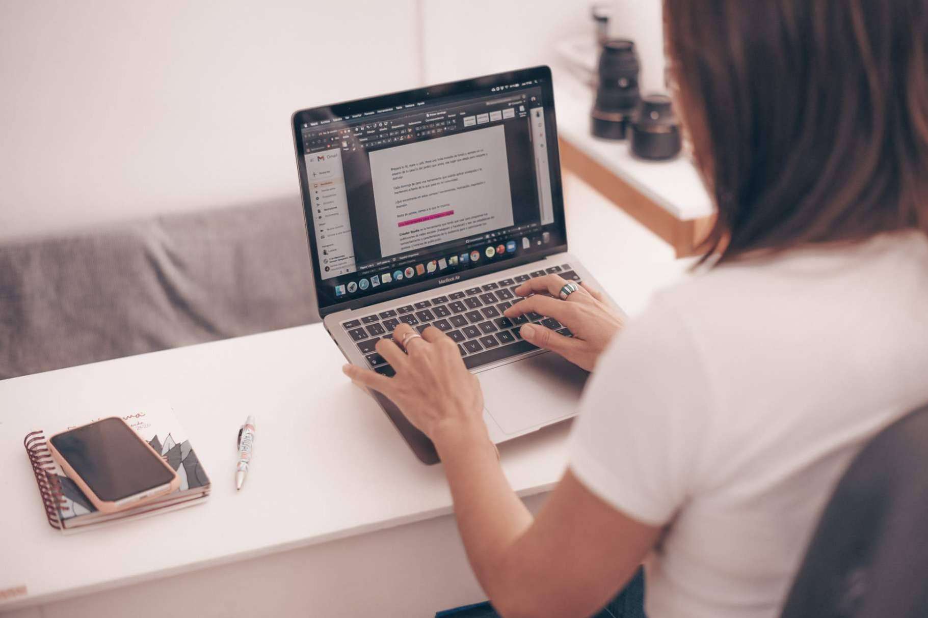 Luciana Chippano ofrece una alternativa para acceder a un trabajo con mayor calidad de vida mediante el copywriting