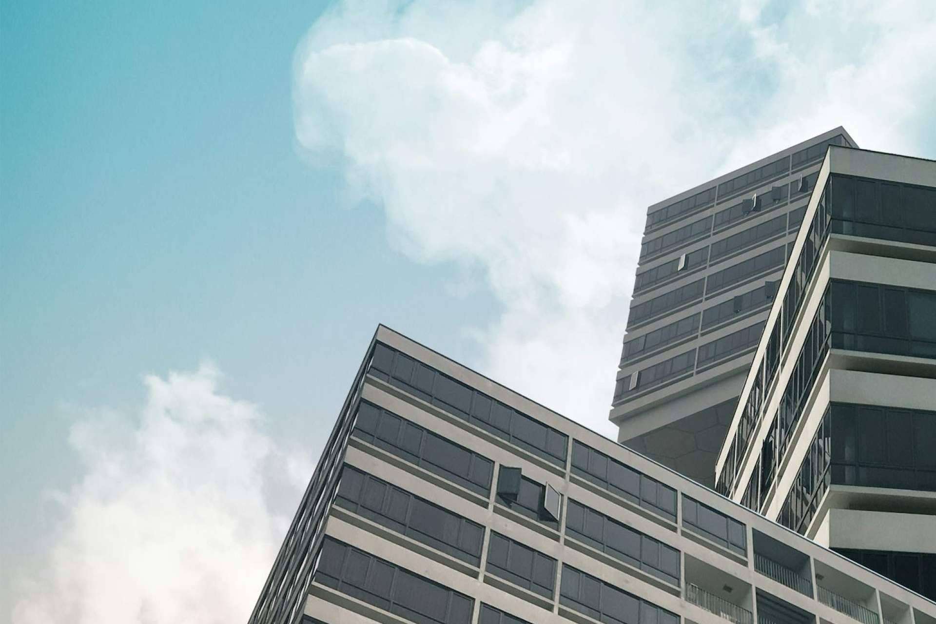 ¿Hora de buscar oficina, local, casa o edificio? Tunuevaoficina.com tiene la solución para negocios y empresas