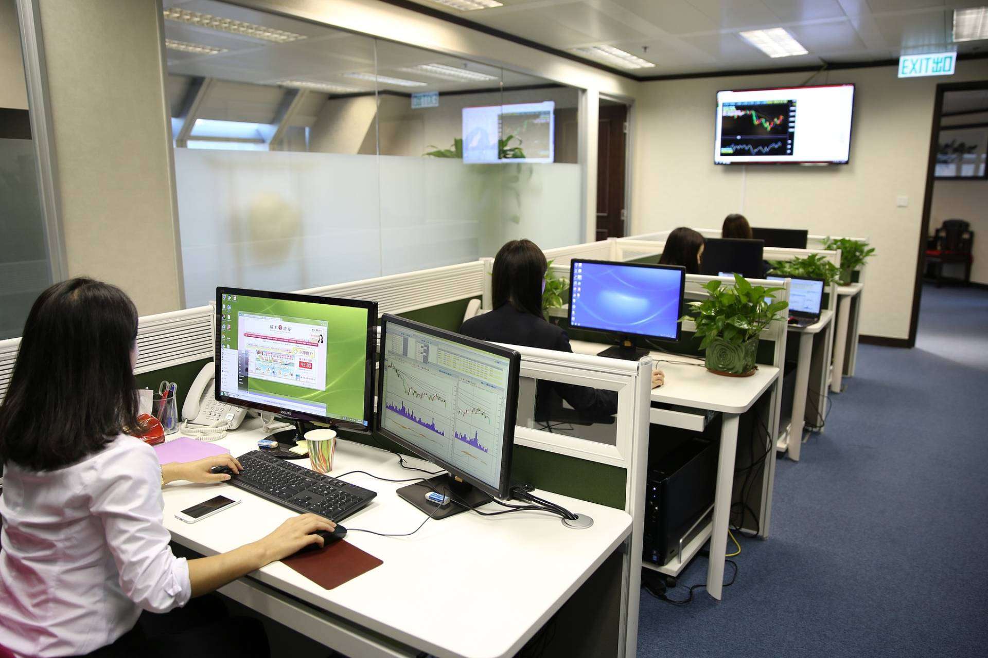 Lidercontab optimiza la gestión empresarial a través de servicios contables y tributarios especializados