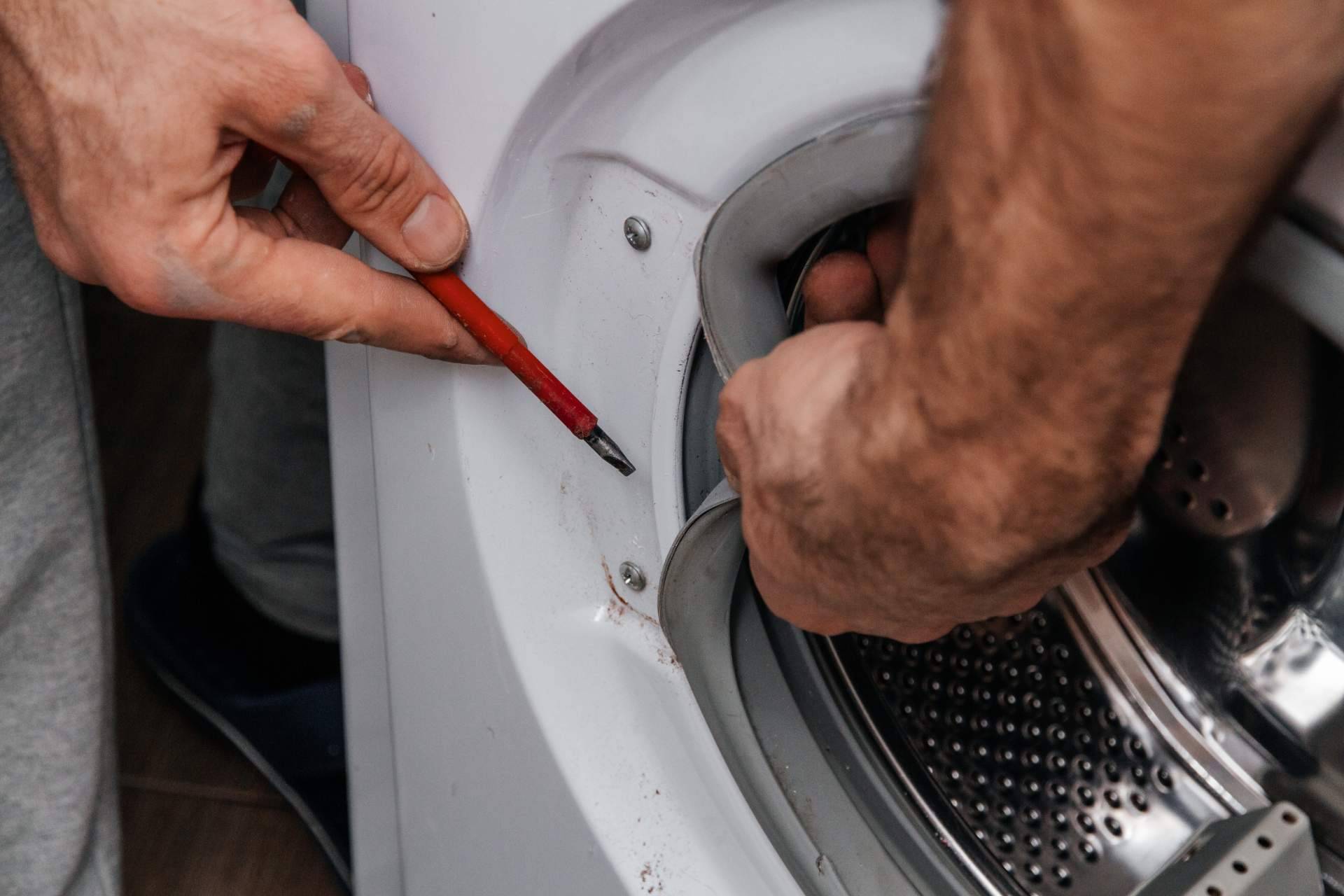 Reparaciones urgentes y mantenimiento especializado con Servicio Técnico Siemens Granada