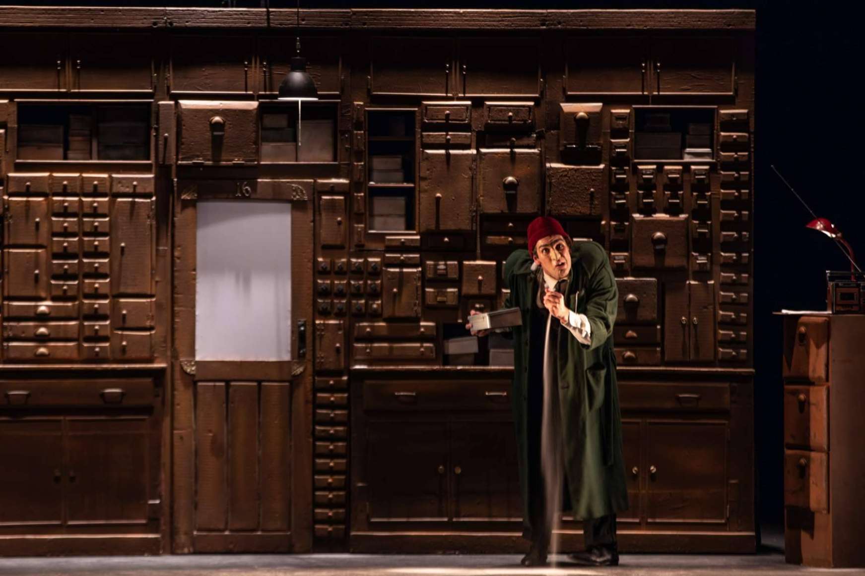 Adrián Conde transforma el teatro familiar con una nueva forma de ver la magia