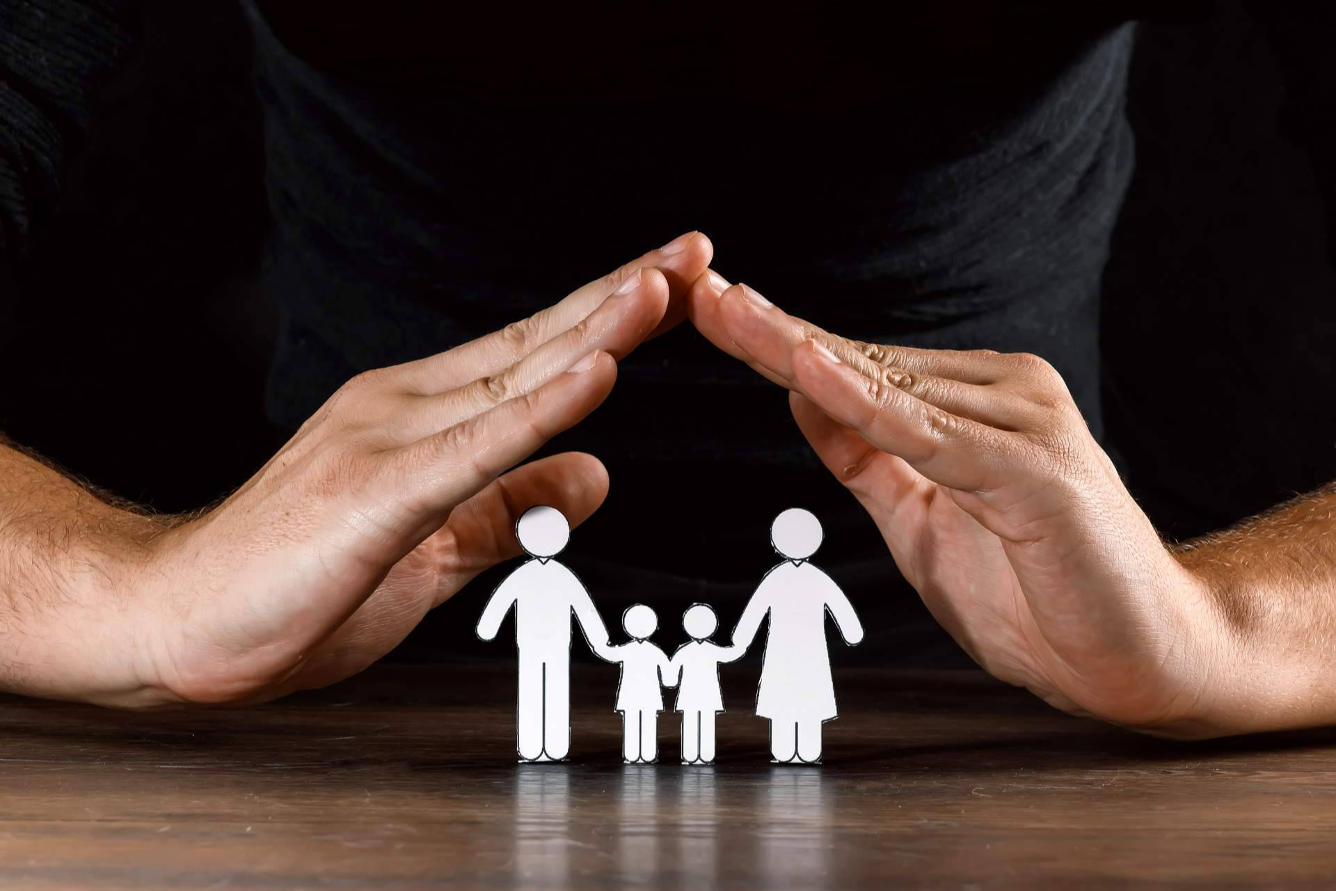 Cómo elegir el seguro adecuado para una familia en 2025