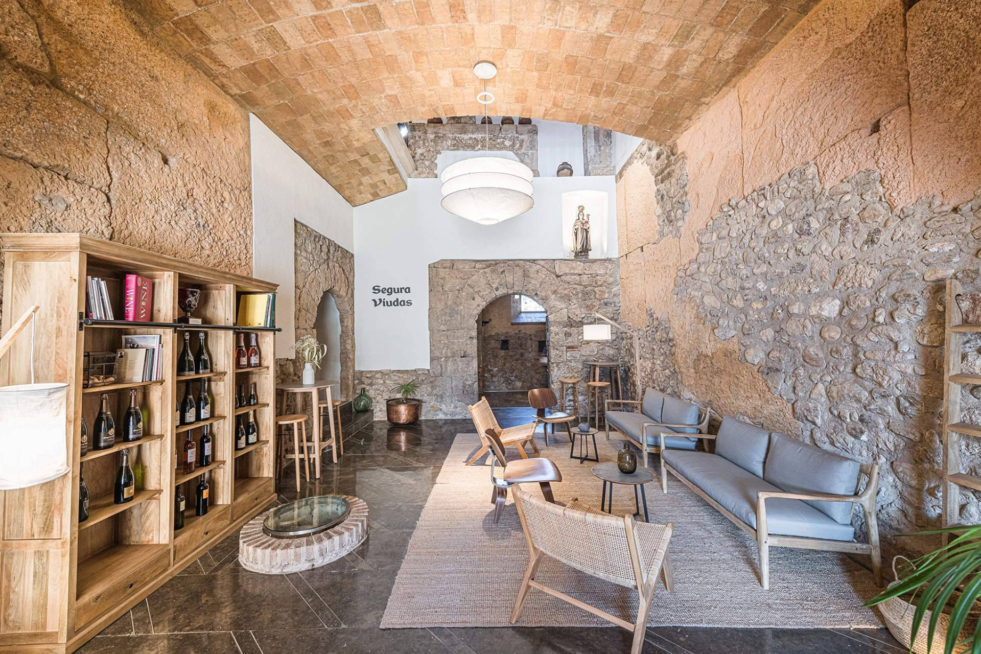 INDAStudio transforma restaurantes, bodegas y espacios comerciales en Barcelona con interiorismo estratégico