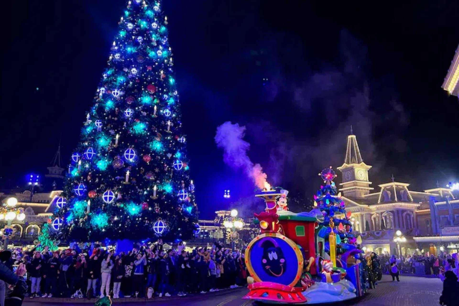 Navidad 2025 en Disneyland París; guía completa para planificar la visita
