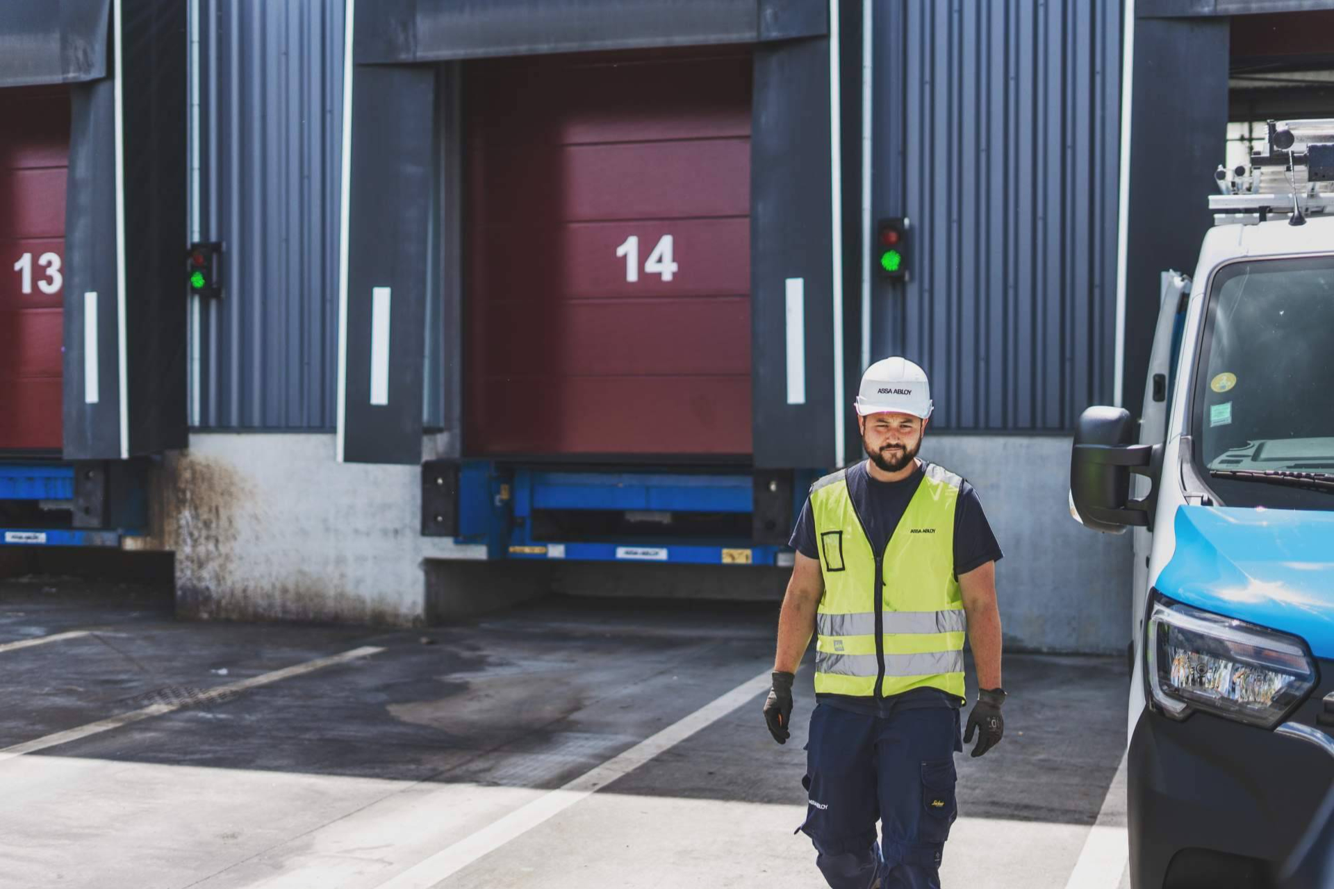 La seguridad logística en foco, ASSA ABLOY presenta soluciones integrales para zonas de carga