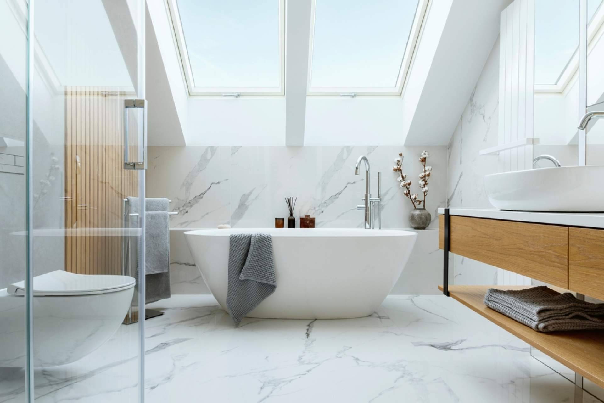 Balnearian ofrece muebles de baño y grifería modernos online con diseño actual y precios competitivos