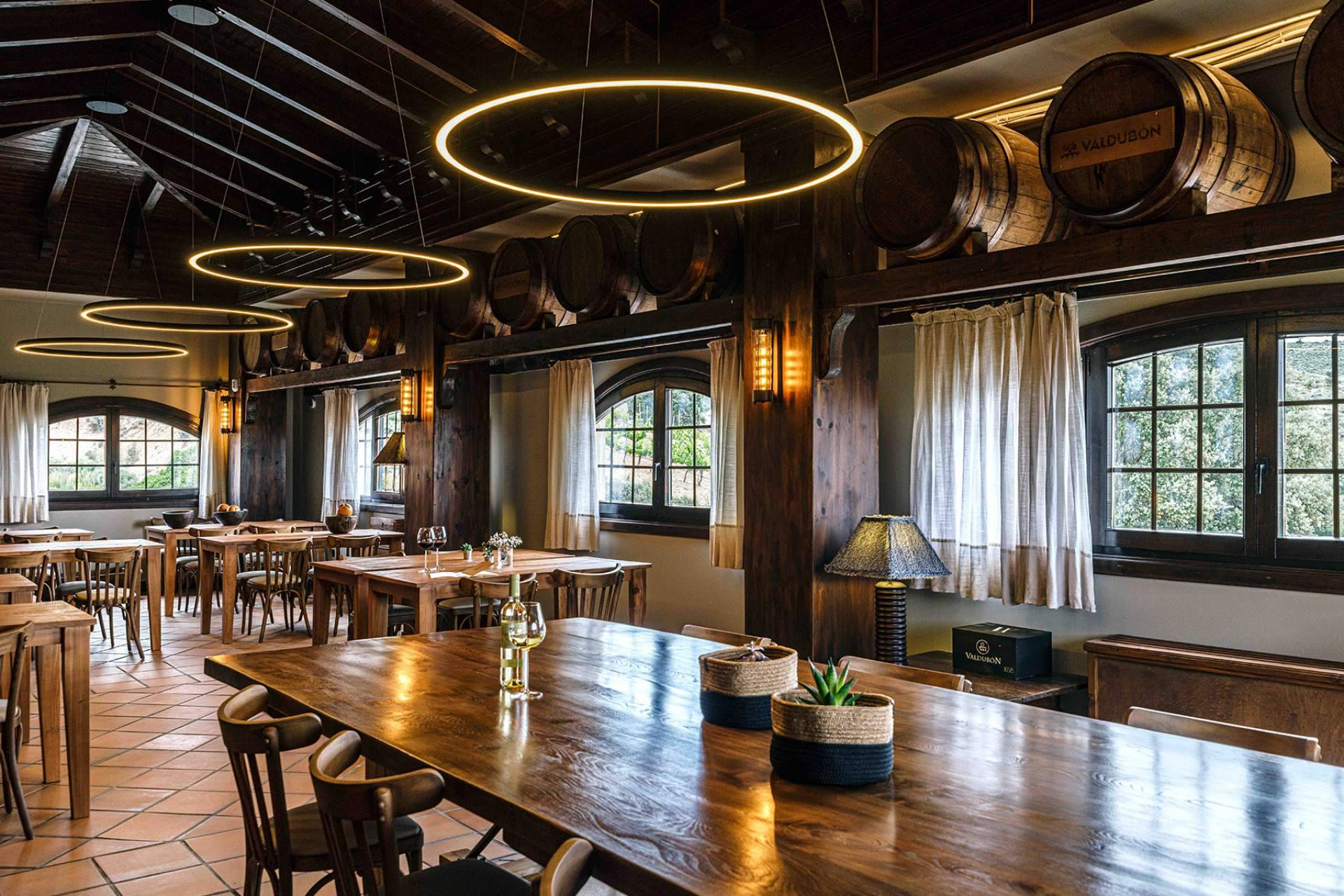 INDAStudio revoluciona el diseño de espacios hospitality en Barcelona con interiorismo estratégico y sensorial