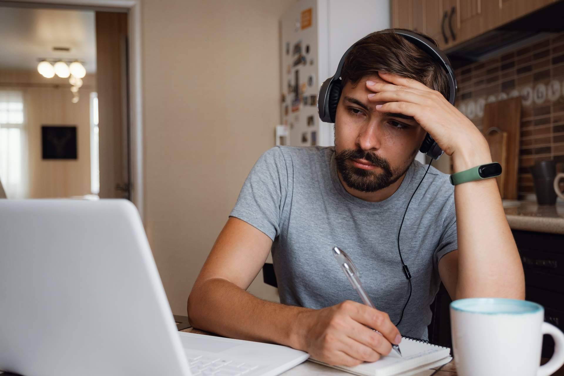 Tengo un Plan e IEAD sellan una alianza para facilitar el acceso a programas directivos online