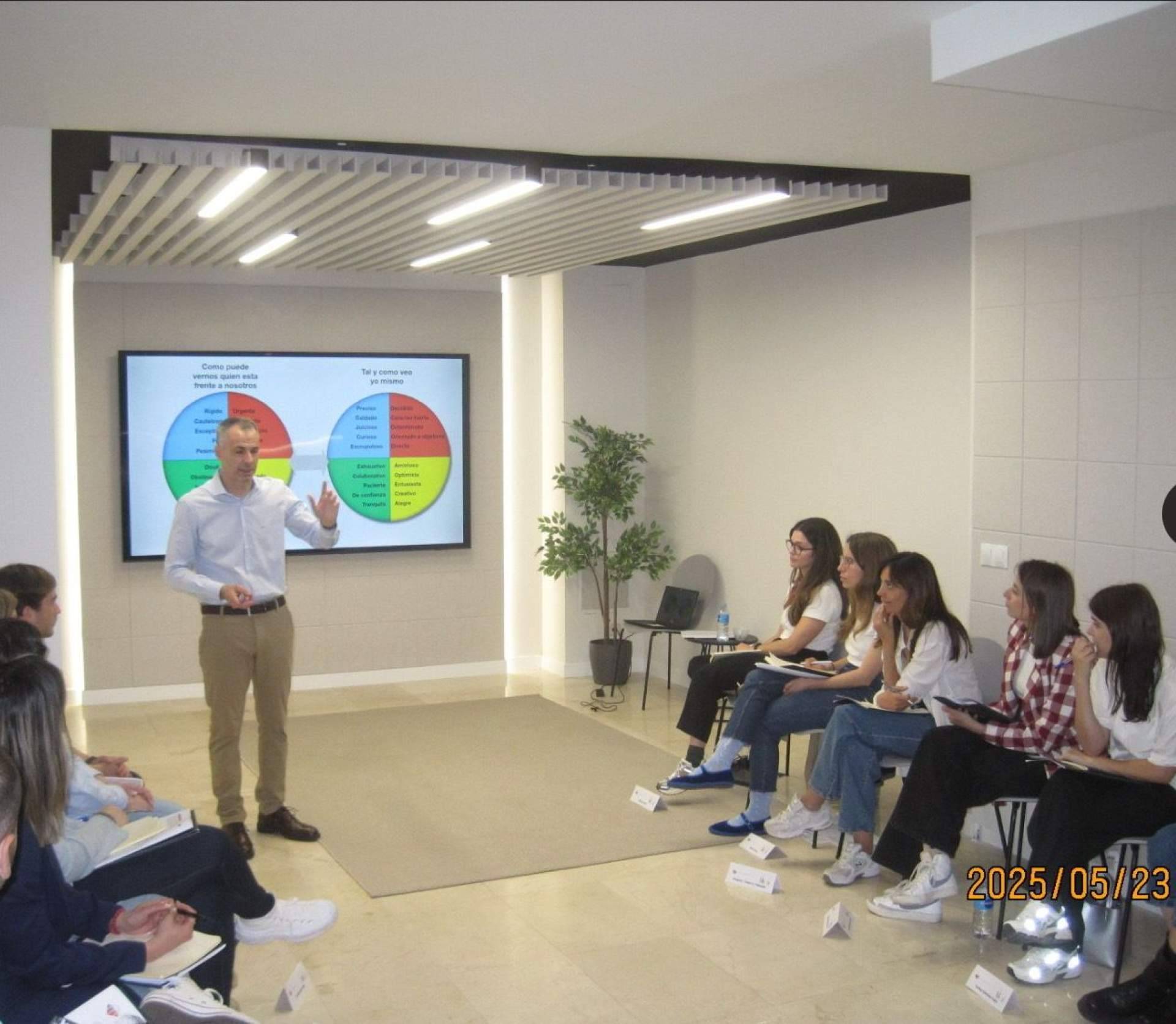 Eneas Consultores combina consultoría y formación para fortalecer la gestión de personas en empresas