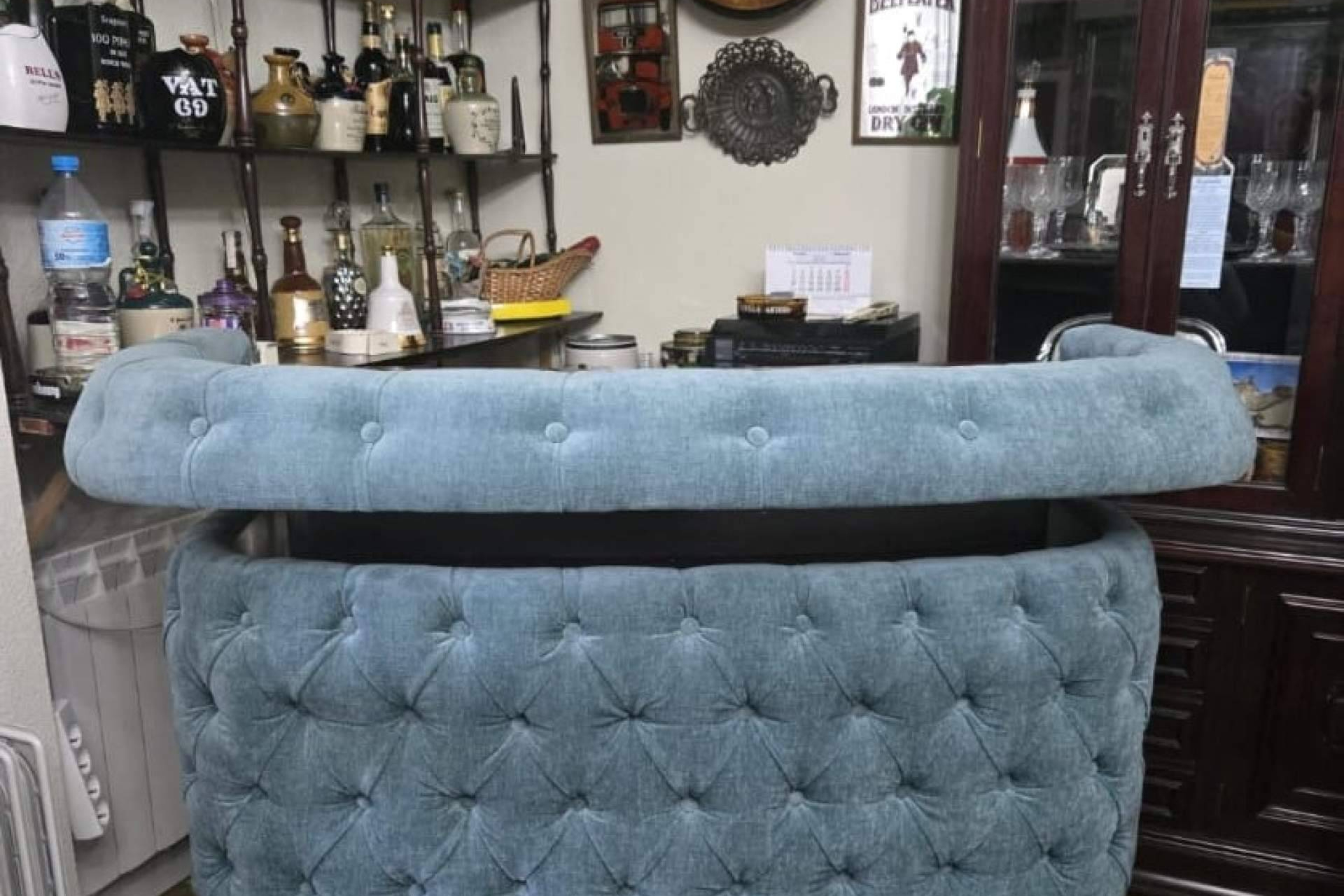 Tapiceros en Madrid; la renovación de sofás y sillas gana protagonismo por estilo y calidad