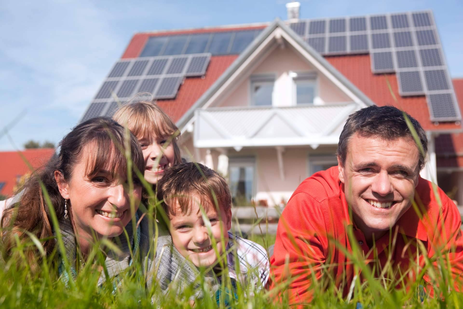 Multienergía Verde analiza el impacto del consumo eléctrico en garajes y zonas comunes de comunidades de propietarios