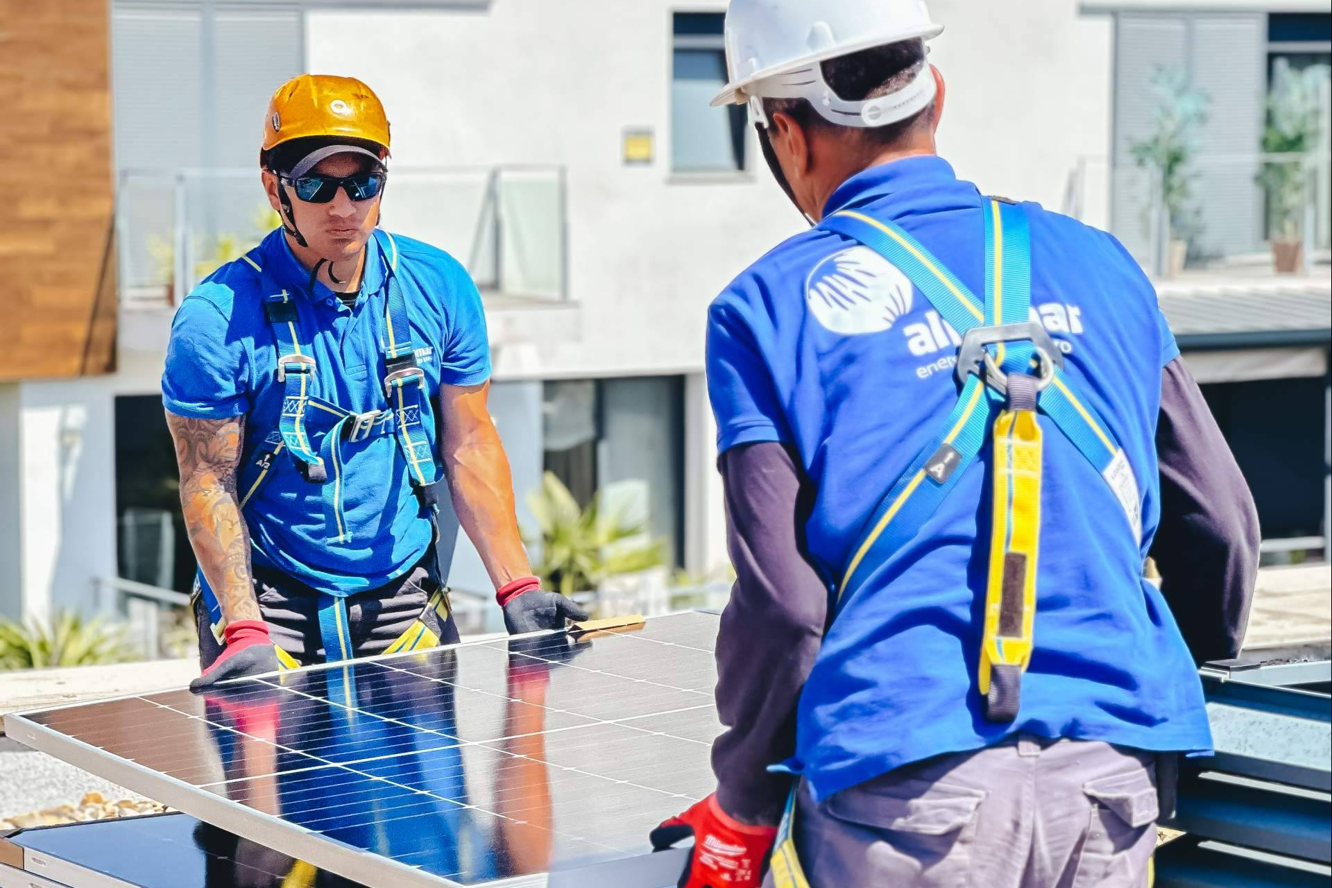 Alromar Energía impulsa la instalación de paneles solares en Madrid y sistemas de aerotermia personalizados