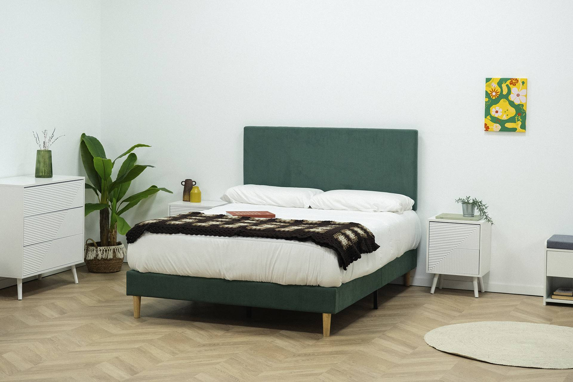 Top Mueble refuerza su oferta en bases tapizadas y canapés abatibles con soluciones adaptadas al hogar actual
