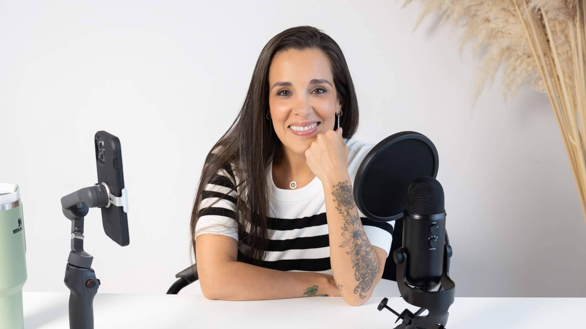 Majo Jerez analiza por qué muchos profesionales no consiguen monetizar su experiencia